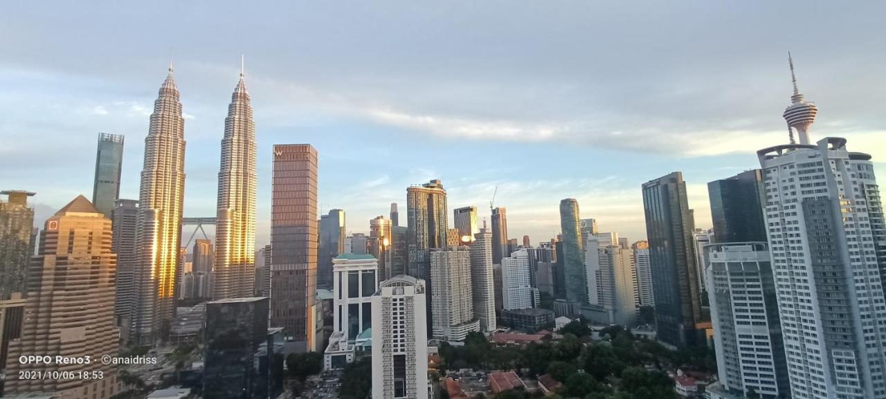 Legasi Kampung Baru Guest House By Rumahrehat Twin Tower View Kuala Lumpur Exterior foto